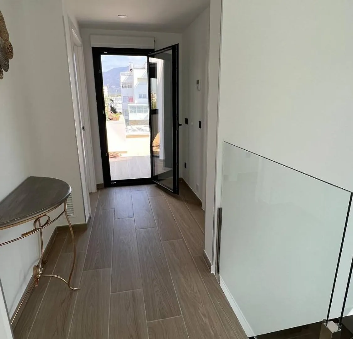 Villa Moderna Con Piscina Y Vistas Al Canal En Roses Av-44 度假居